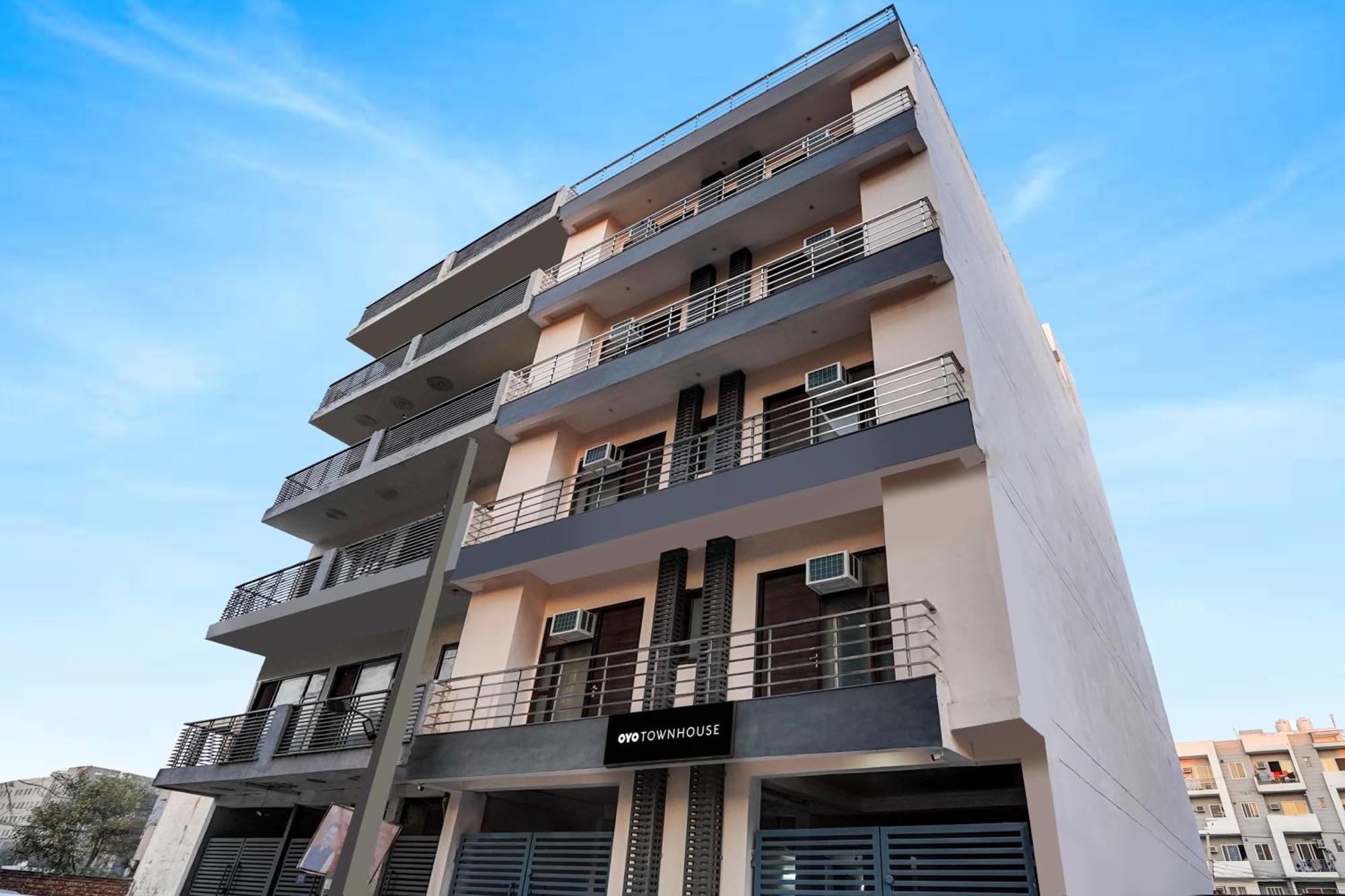 Townhouse Cloud Bay Gurgaon Exterior foto