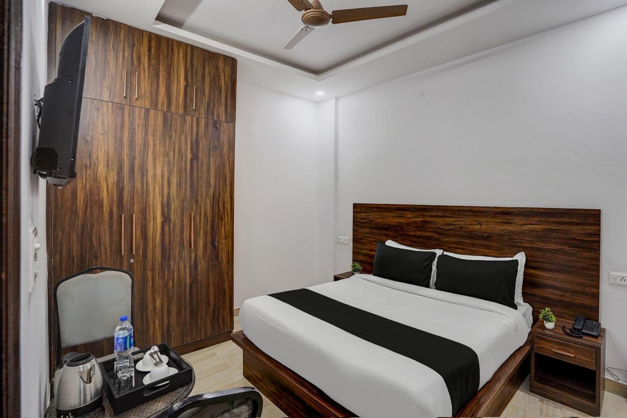 Townhouse Cloud Bay Gurgaon Exterior foto