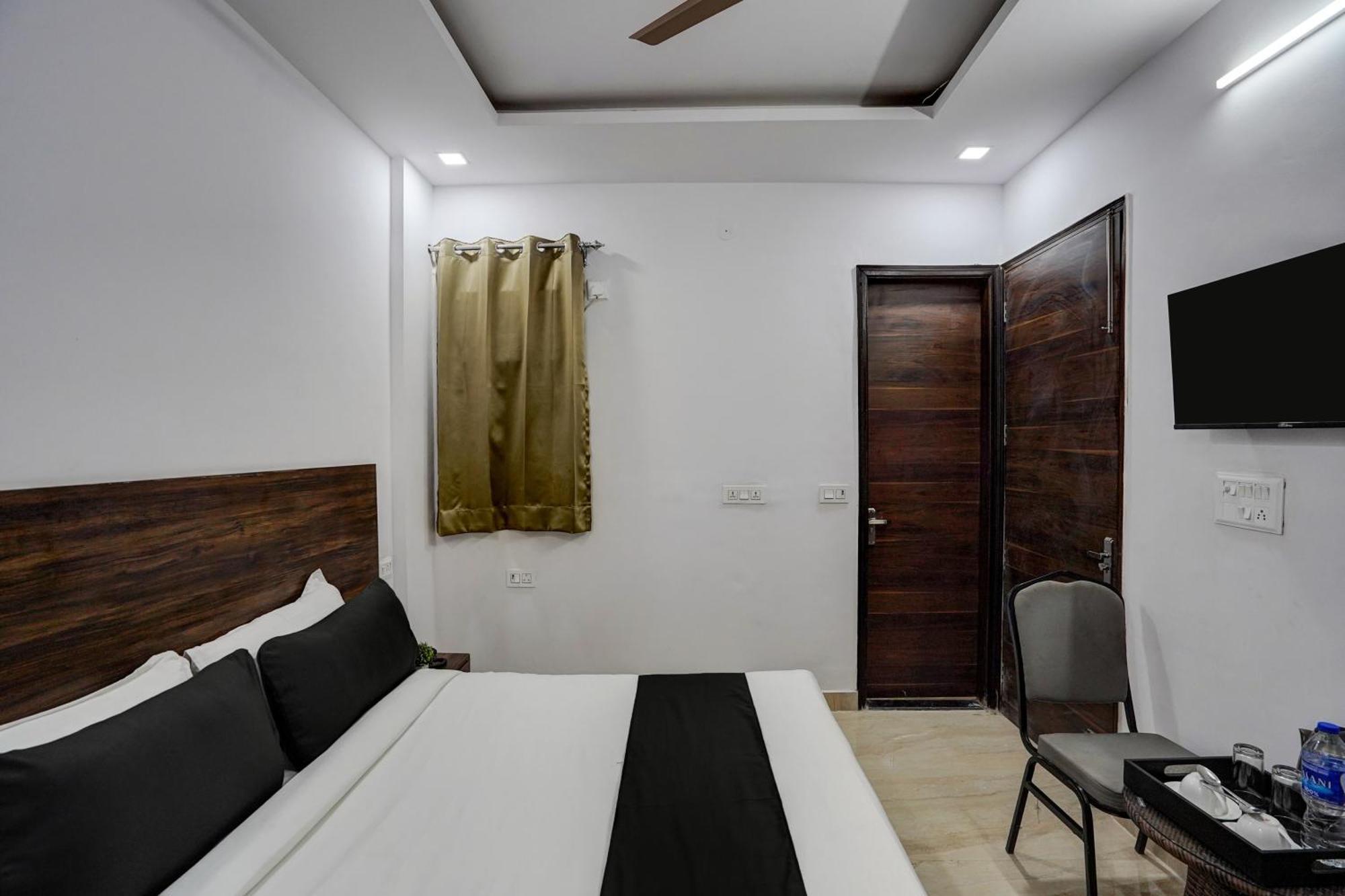 Townhouse Cloud Bay Gurgaon Exterior foto